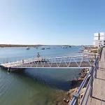 Paz Em Cabanas De Tavira